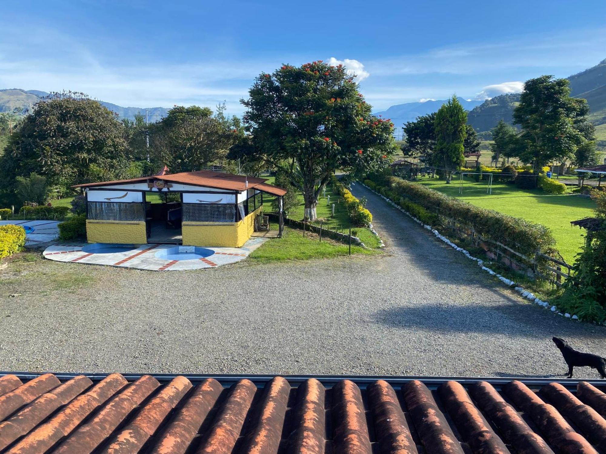Finca Hotel Paraiso Urrao Extérieur photo